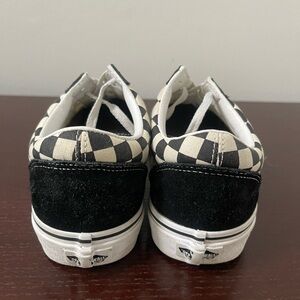 Size 9,0 men’s / 10.5 women’s. Just like new.